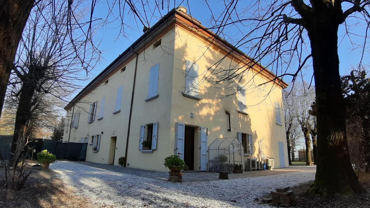 La Torre Di Longara Bed and Breakfast Calderara di Reno Buitenkant foto