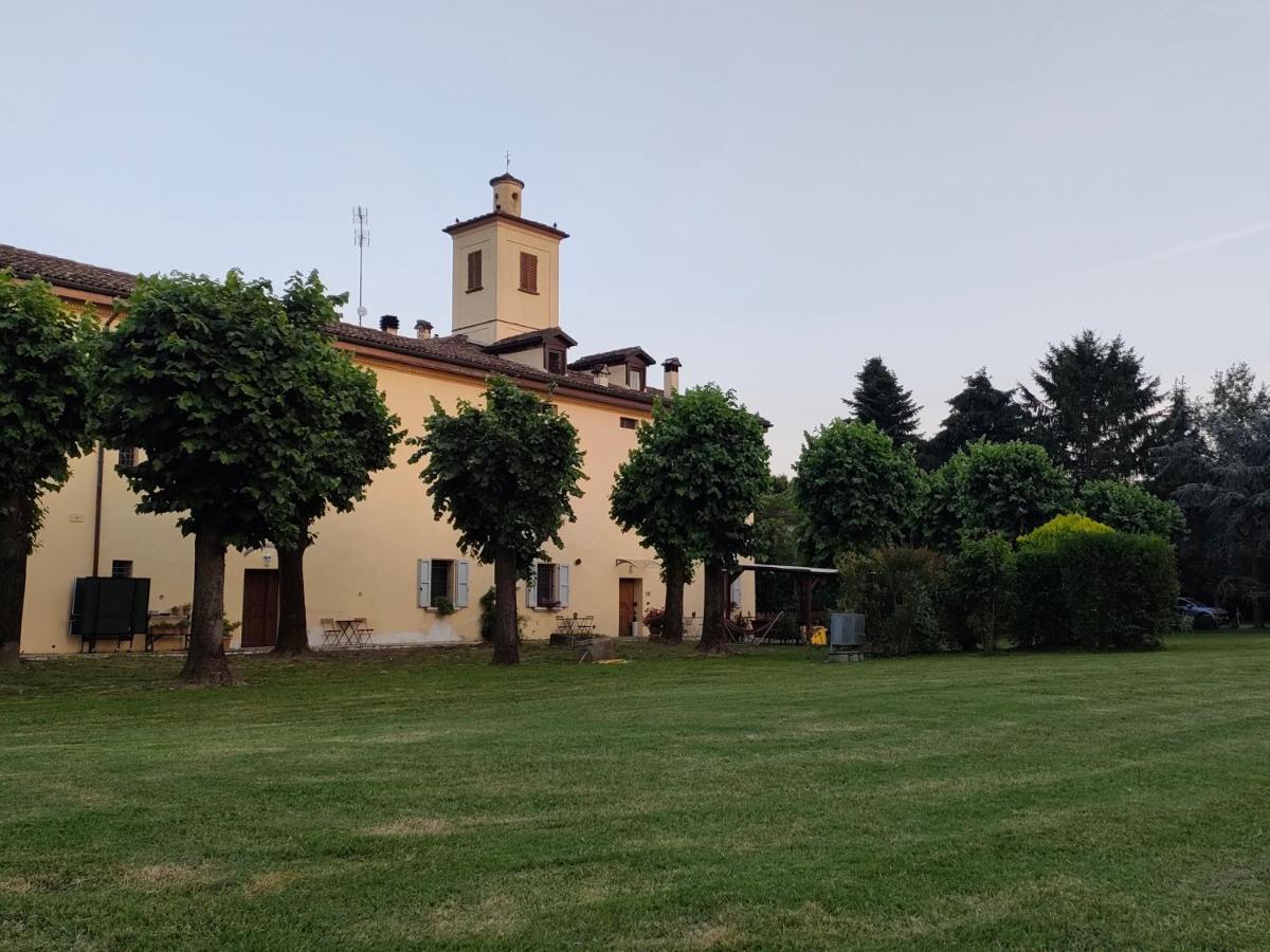 La Torre Di Longara Bed and Breakfast Calderara di Reno Buitenkant foto