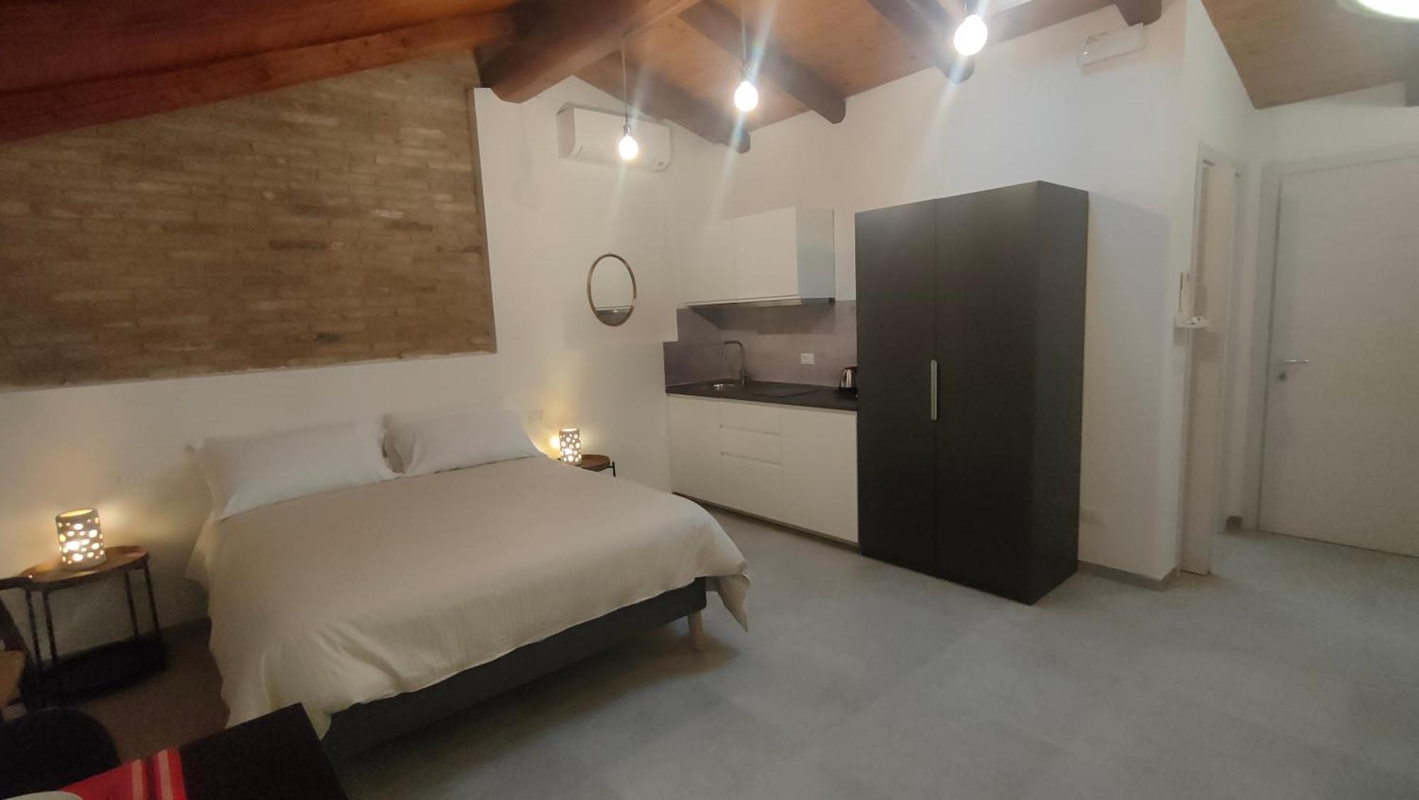 La Torre Di Longara Bed and Breakfast Calderara di Reno Buitenkant foto